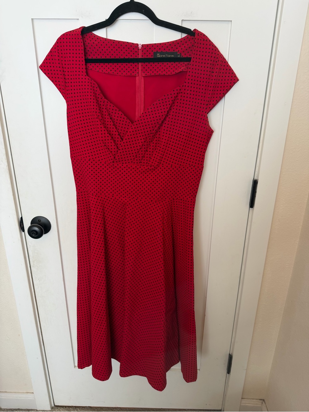 Gown Town XL red 1950s-style retro swing dress polka-dot pinup cap sleeve